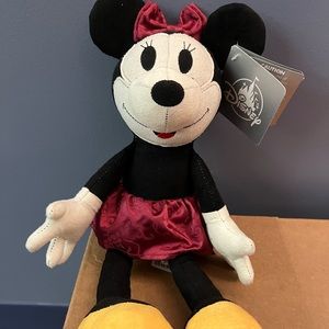 Plush Minnie Mouse